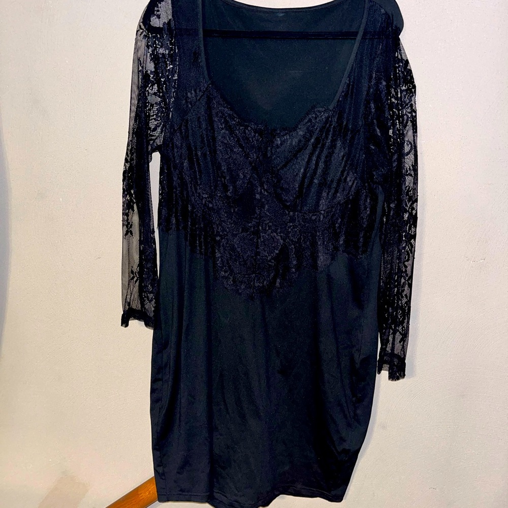Black lace dress
